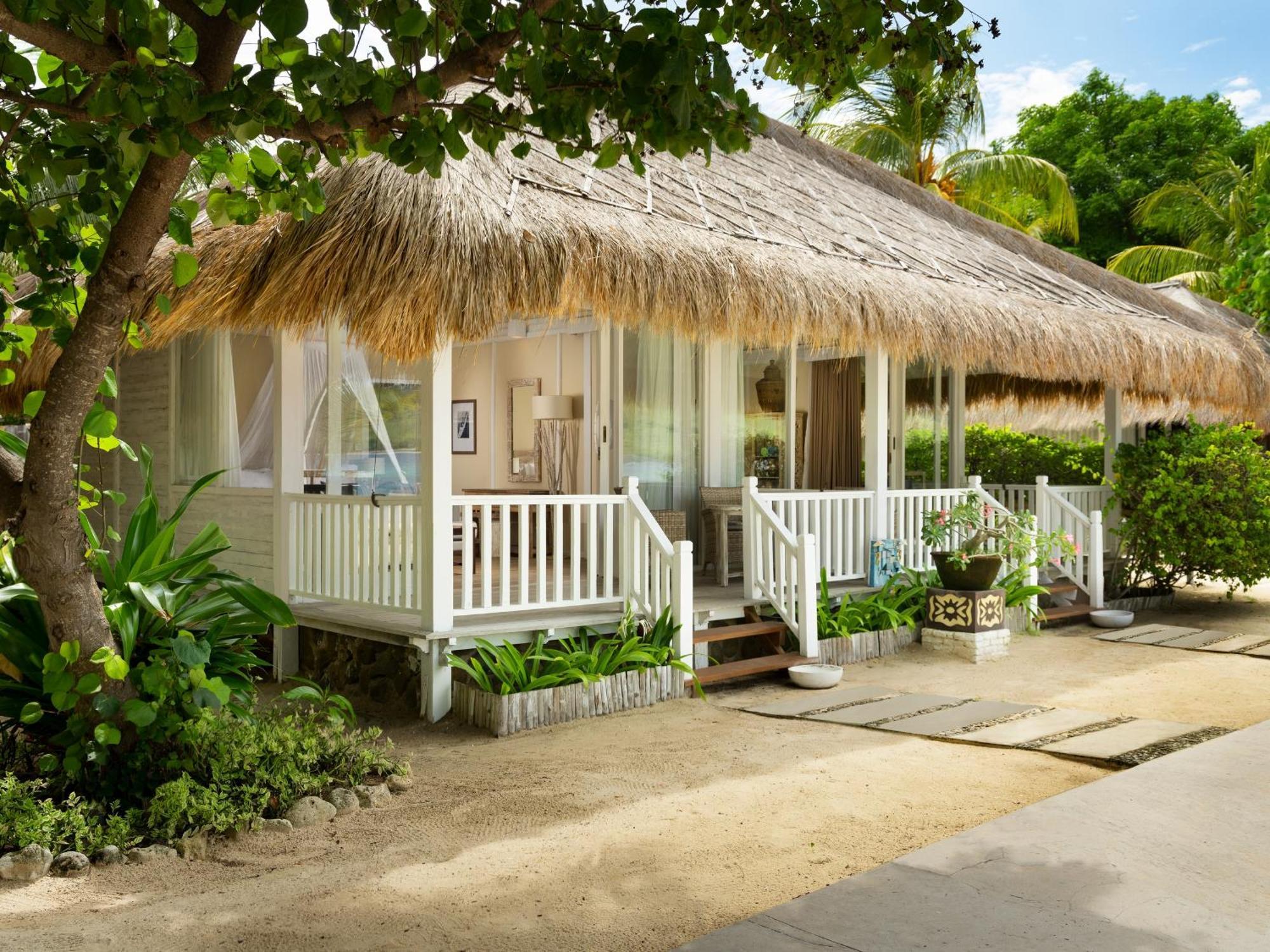 Sudamala Resort, Seraya, Flores ลาบวนบาโจ ภายนอก รูปภาพ